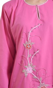 Beaded Baju Kurung Pahang Zaina in Pink