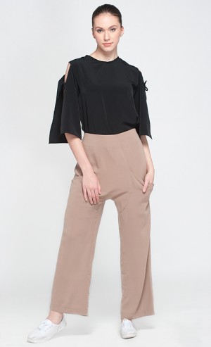 Bagel Pants in Brown