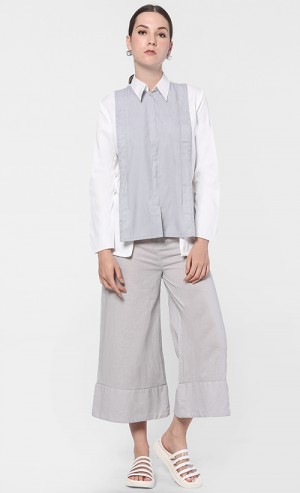 Sylvia Shirt in Grey and White