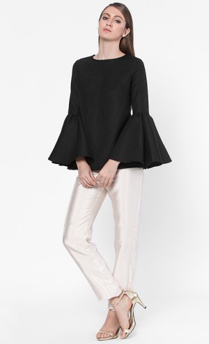 Melba Bell Sleeves Top in Black