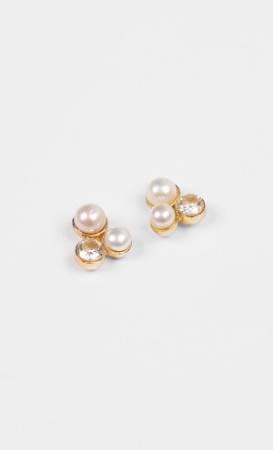 Pearl Stud Earrings in Gold