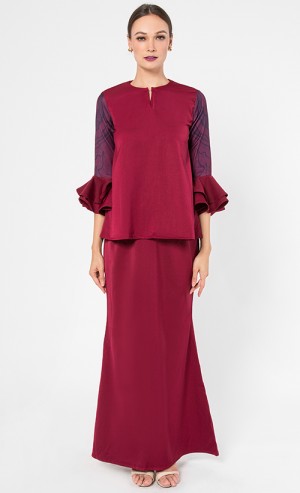 Geodusk Modern Kurung Set in Maroon and Beige