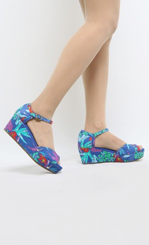 Woman Platform Wedges Shoes in Blue Birds