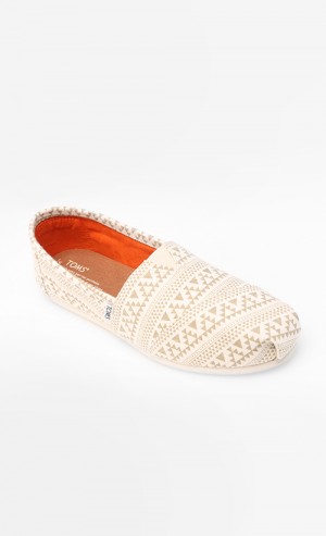 Woman Tribal Printed Alpargata Shoes in Natural