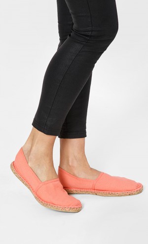 Okinawa Basic Espadrilles in Peach