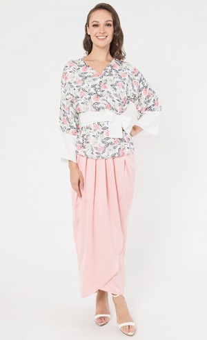 Dian Skirt in Peach