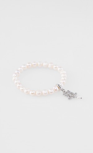Pearl Bracelet with Charm in Silver