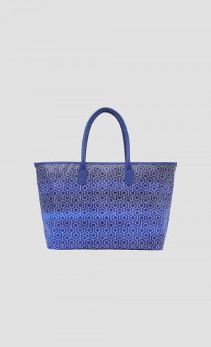 Shopper Tote in Shimoda