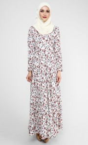 Reiza Exclusive Maxi Dress in Creamy Beige