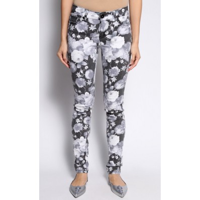 Refugee Dark Haze Floral in Black and White