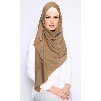 Crepe Shawl in Caramel Crunch