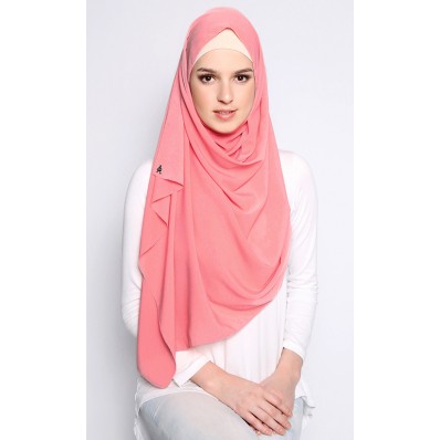 Crepe Shawl in Strawberry Parfait