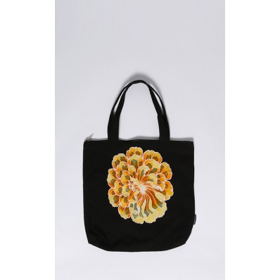 Tote Bag in Yellow