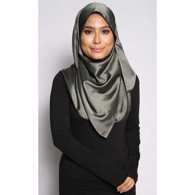 Hajar Silk Shawl in Army Green