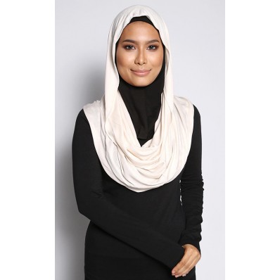 Lana Hoodie Scarf in Beige White