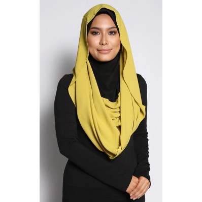 Sarima Hoodie Scarf in Black and Lime Green