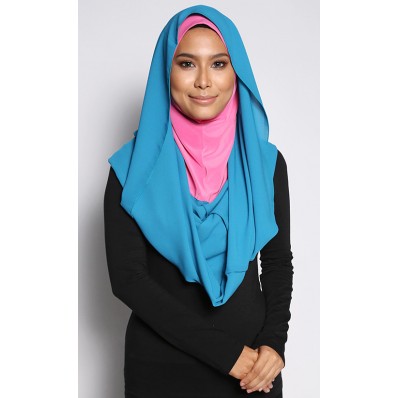Sarima Hoodie Scarf in Pink and Blue