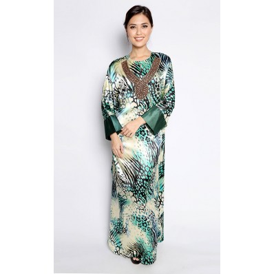 Kaftan with Beads in Green