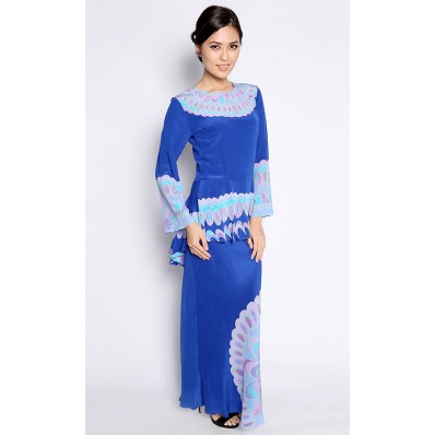 Baju Kurung Khadija in Navy and Pink