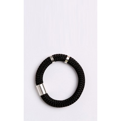 Basic Bracelet in Black Santorini