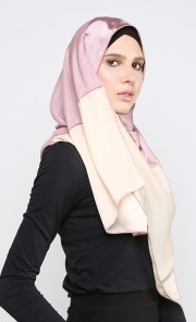 Mauve Shawl in Creme