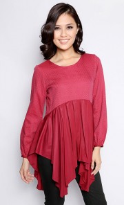 Semi Plum Top in Red