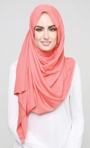 Bamboo Scarf in Cherry Coulis