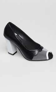 Crna Heels in Black