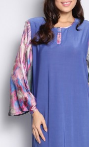 Jubah with Flare Sleeves in Blue and Pink