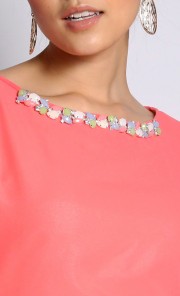 Fara Kurung in Coral