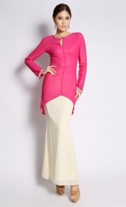 Dara Kurung in Fuschia