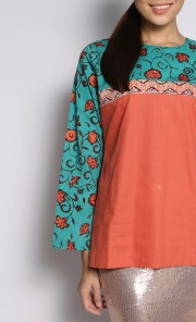 Sabria Top in Orange