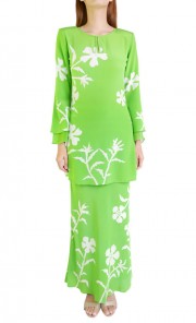 Modern Kurung in Green