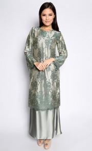Lace Maching Baju Kurung in Green