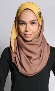 Charme Scarf in Camel Brown