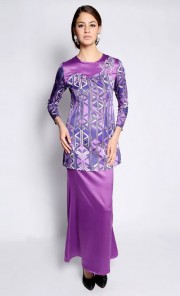 Dhalia Kurung Modern in Purple