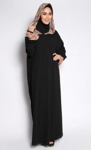 Athel Jubah in Black