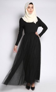 Abella Dress in Black