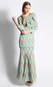 Havva Ruffle Kurung in Green