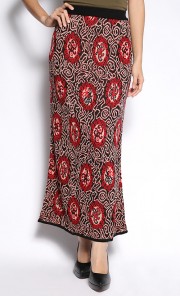 Skirt in Black and Red