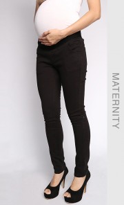 Josie Slim Skinny Pants in Black
