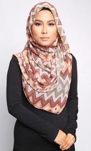 Mawara Shawl in Brown