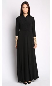Sultana Jubah in Black