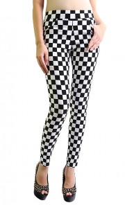 Checkered Printed Pants in Black and White