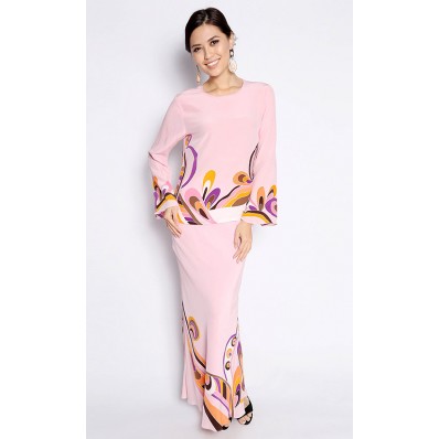 Baju Kurung Safiyya in Pink and Orange