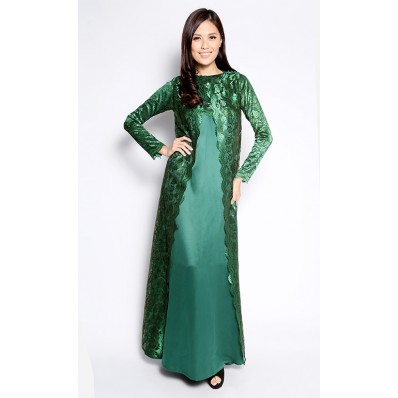 Savana Jubah in Emerald Green