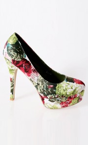 Moschino Pumps in Blue Floral