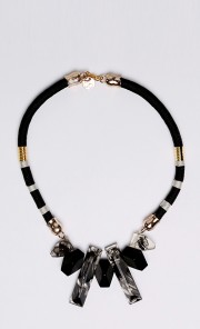 Bebti Necklace in Black 