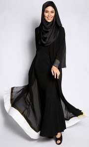 Naelofar Abaya in Kartini