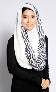 Ratu Zebra Instant Hijab in Black and White